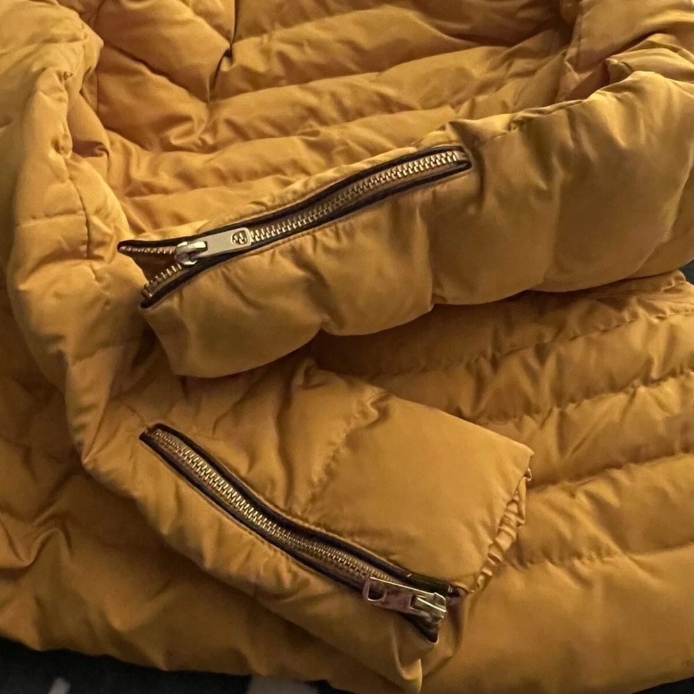 Zara Basic Brown and Gold Puffer Jacket with Hooded Fur - Picture 5 of 7